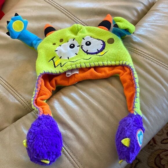 See video for hat movements! perfect for Halloween - Picture 3 of 6